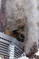 wtc_tower2_collapse8.jpg
